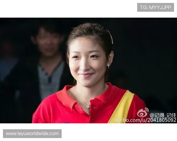 刘诗雯这生活真反差，赛场上刀锋冷酷，家里却像邻家大姐姐一样亲切