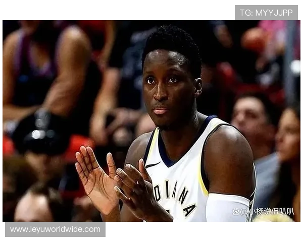 奥拉迪波无球切入制造换防，比去年更拉开外线