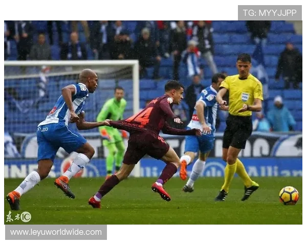 模拟犯规判罚标准有哪些，裁判如何判断真假犯规？