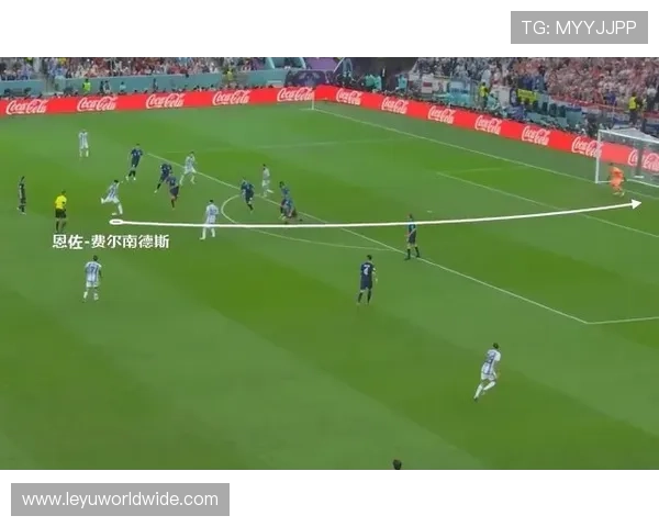 阿尔瓦雷斯的无球跑动与空间利用能力解析